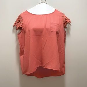 Xhilaration Women’s Coral Sort Sleeve Blouse with Lace Sleeves Size L